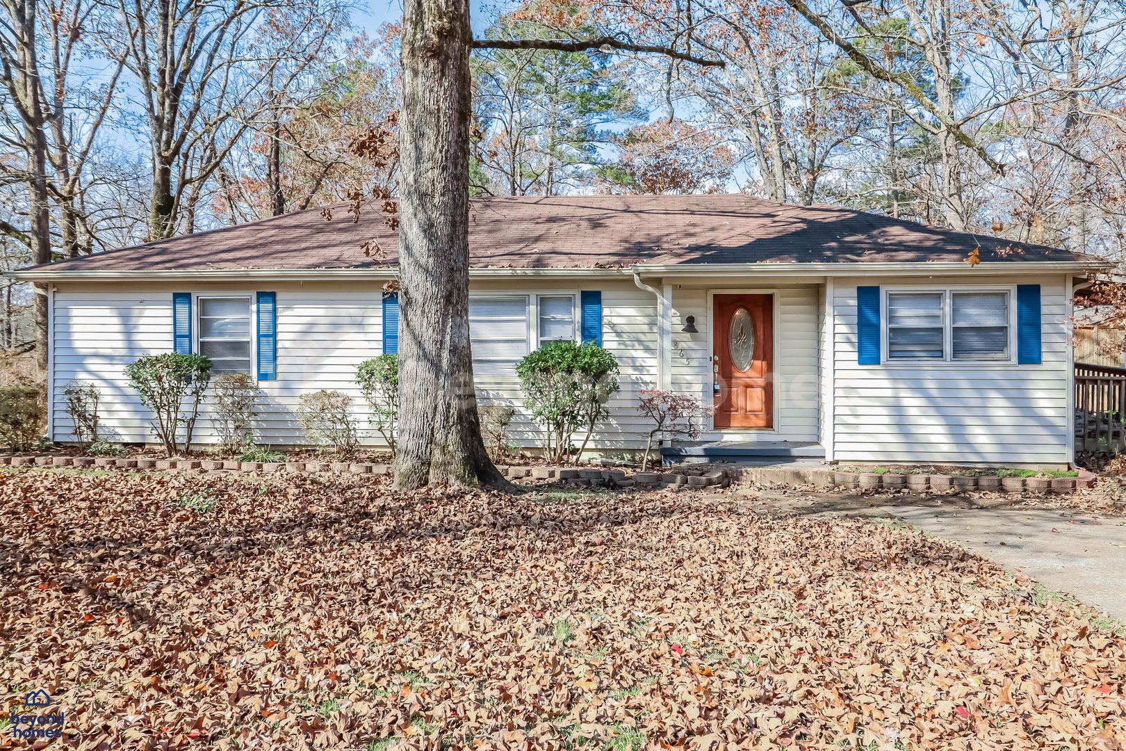 Mount Olive House: 865 Westwood Road