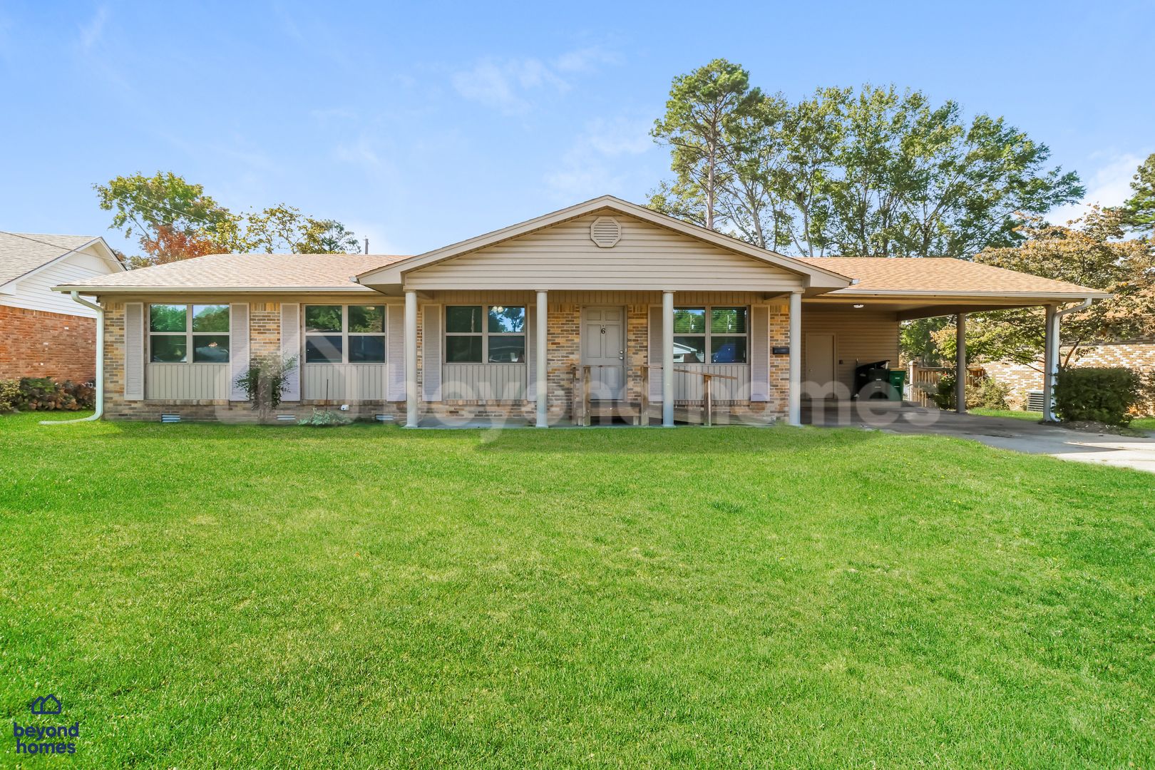 Sherwood House: 6 Shoshoni Drive