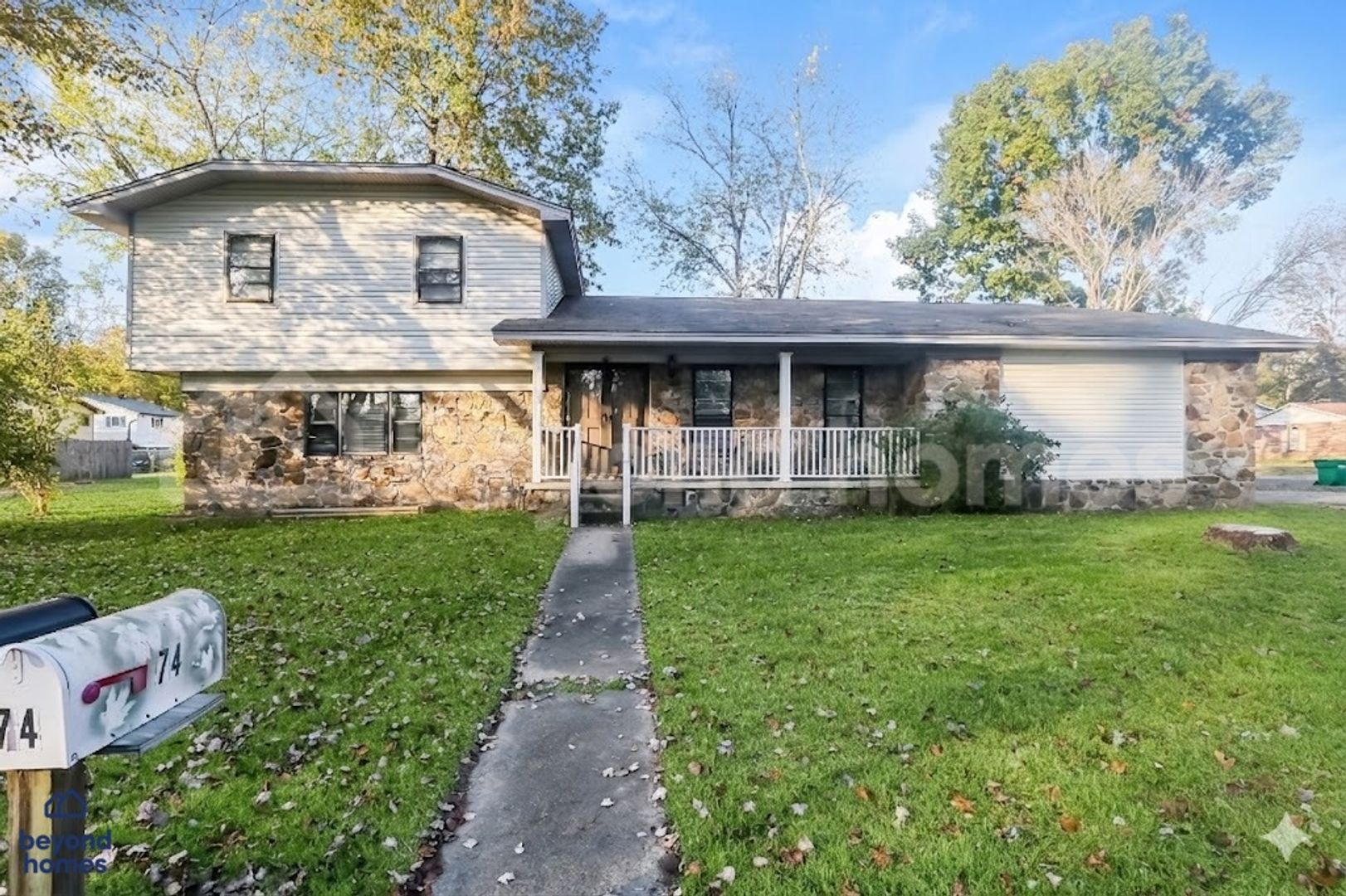 Sherwood House: 74 Cardinal Valley Drive