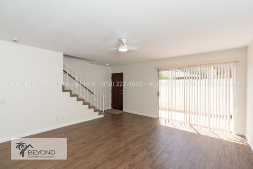 Vista Living At Its Best! Renovated 2-BEDROOM Condo With Private Patio!! Pets Welcome!! – photo 1