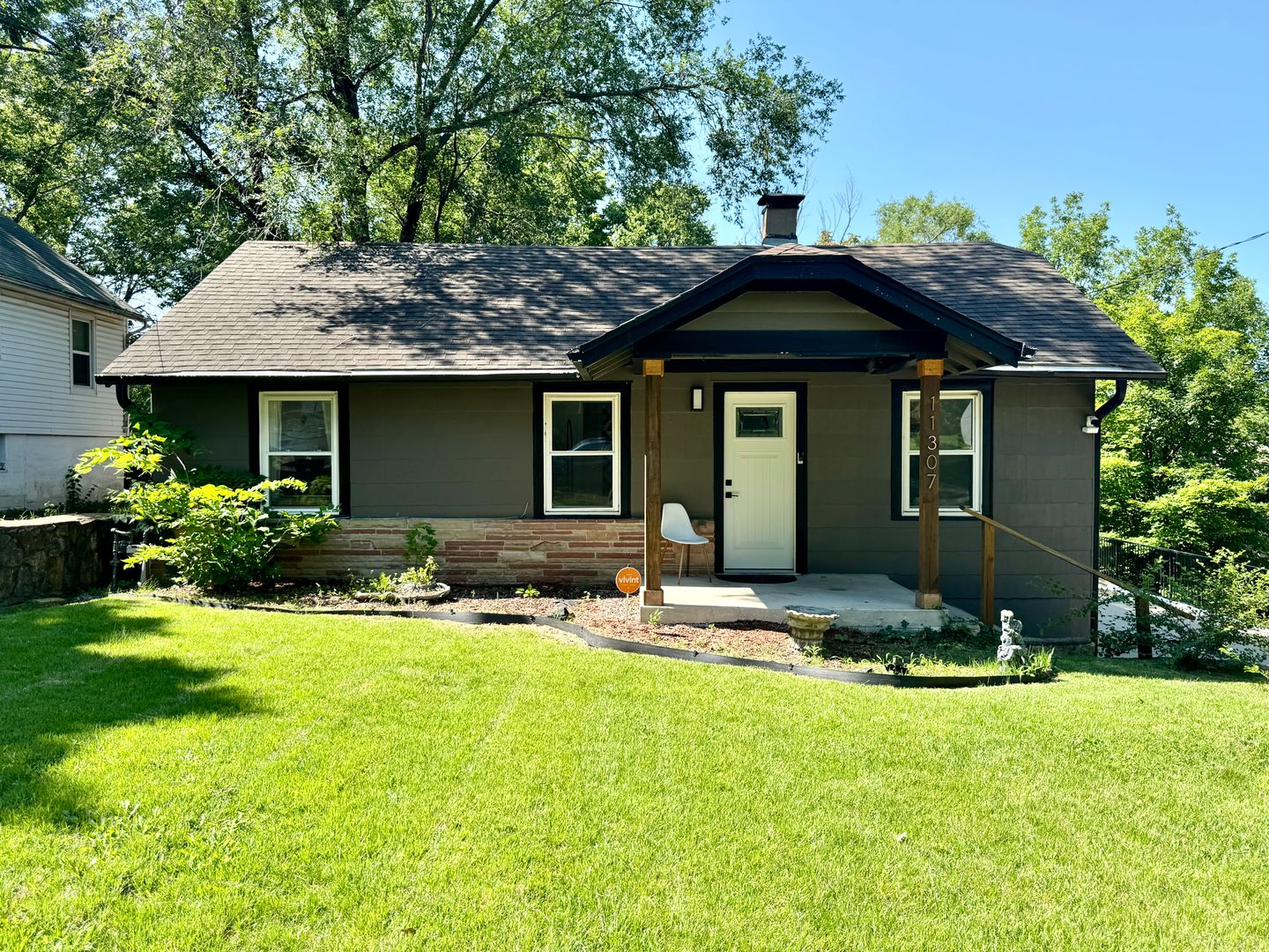 Independence House: 11307 E Peery Street