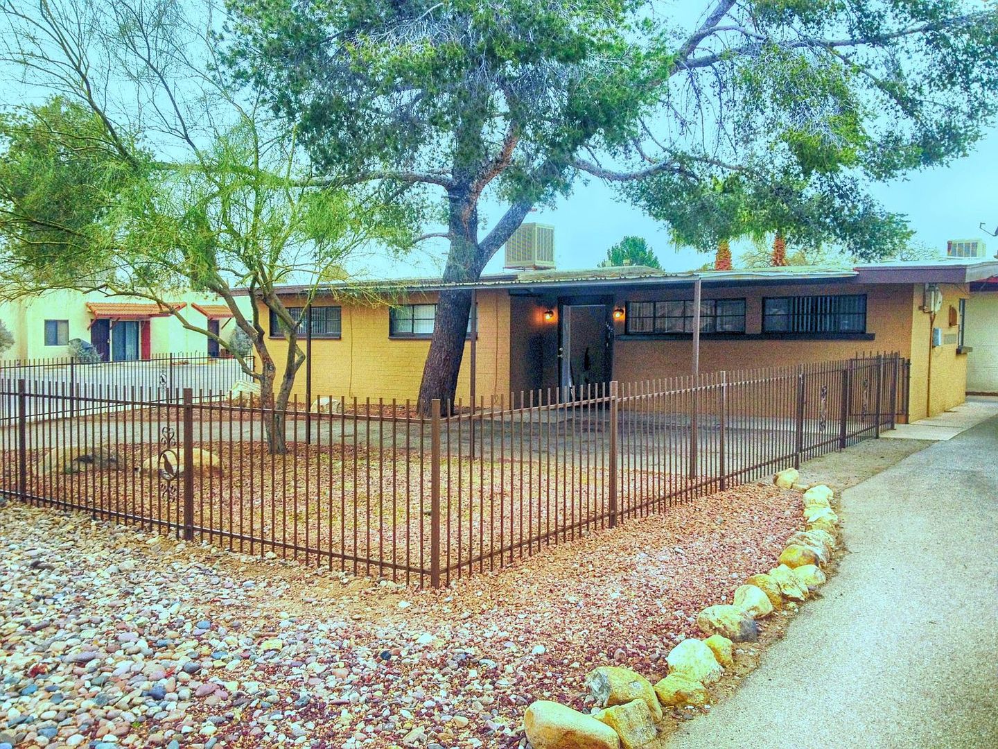 Tucson Apartment: 1442 W. Kilburn St.