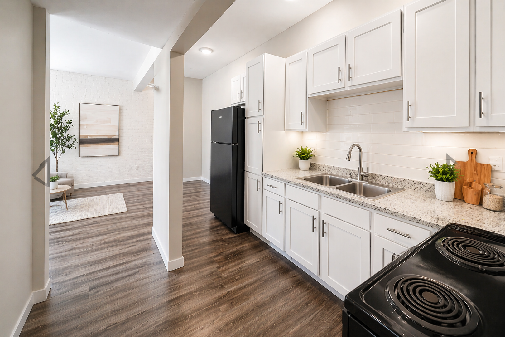 Tucson Apartment: 114 West Laguna Street