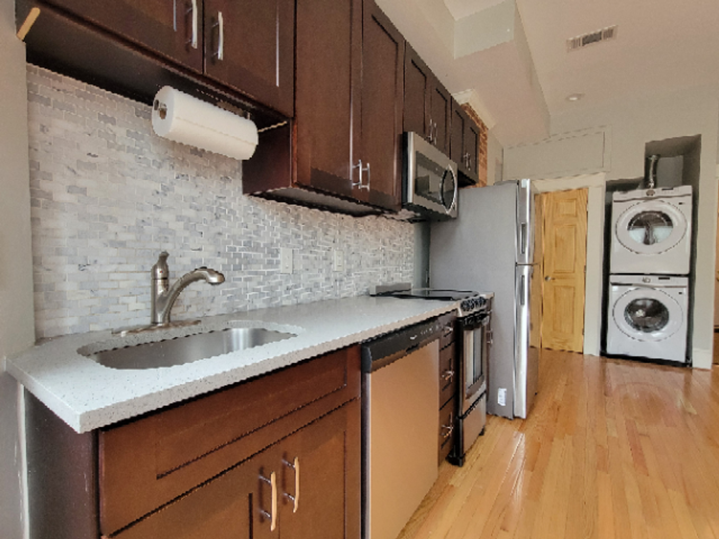 Baltimore Apartment: 2742 Saint Paul Street