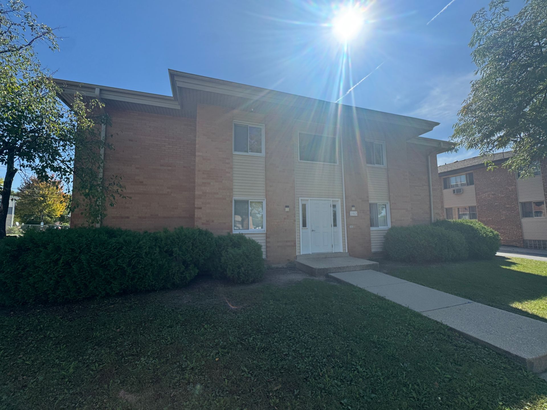 Waukesha Apartment: 1913 Madera Street