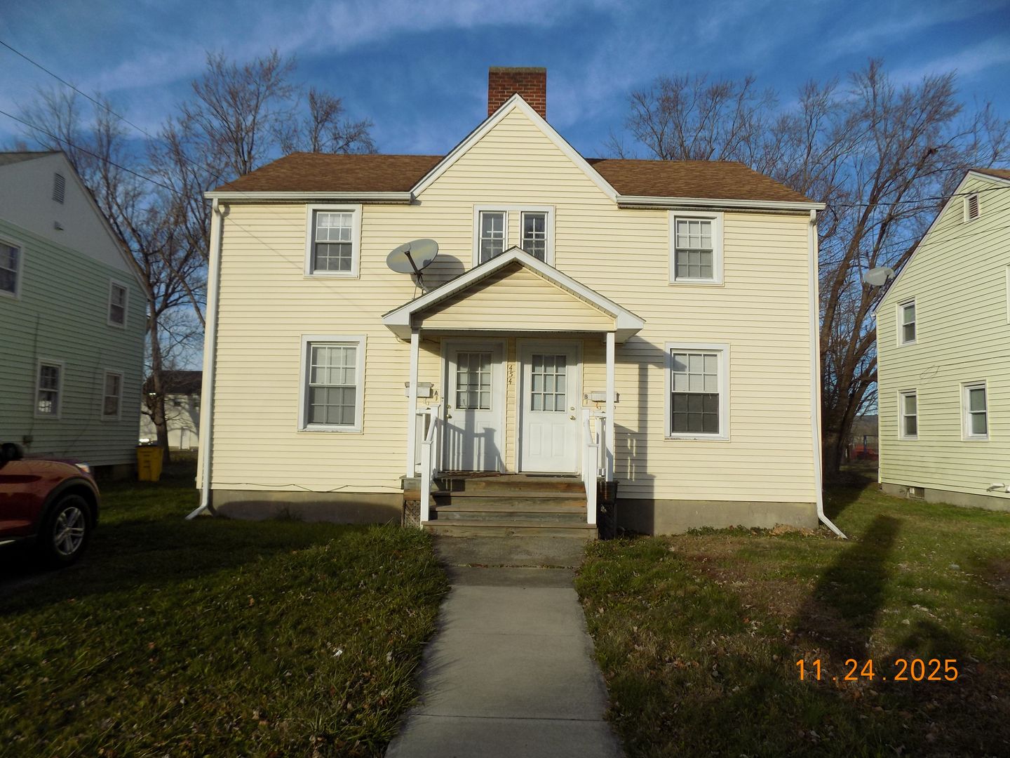 Elmira Apartment: 454 Albert St
