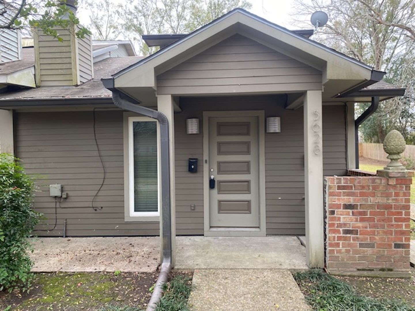 Baton Rouge Condo: 5628 Moorestone Drive