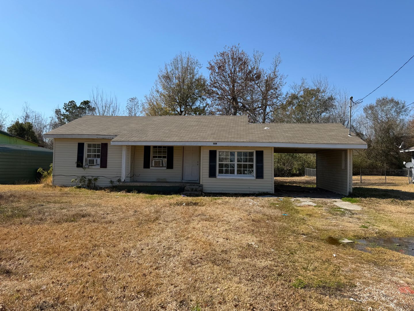 Lake Charles House: 528 Shasta St