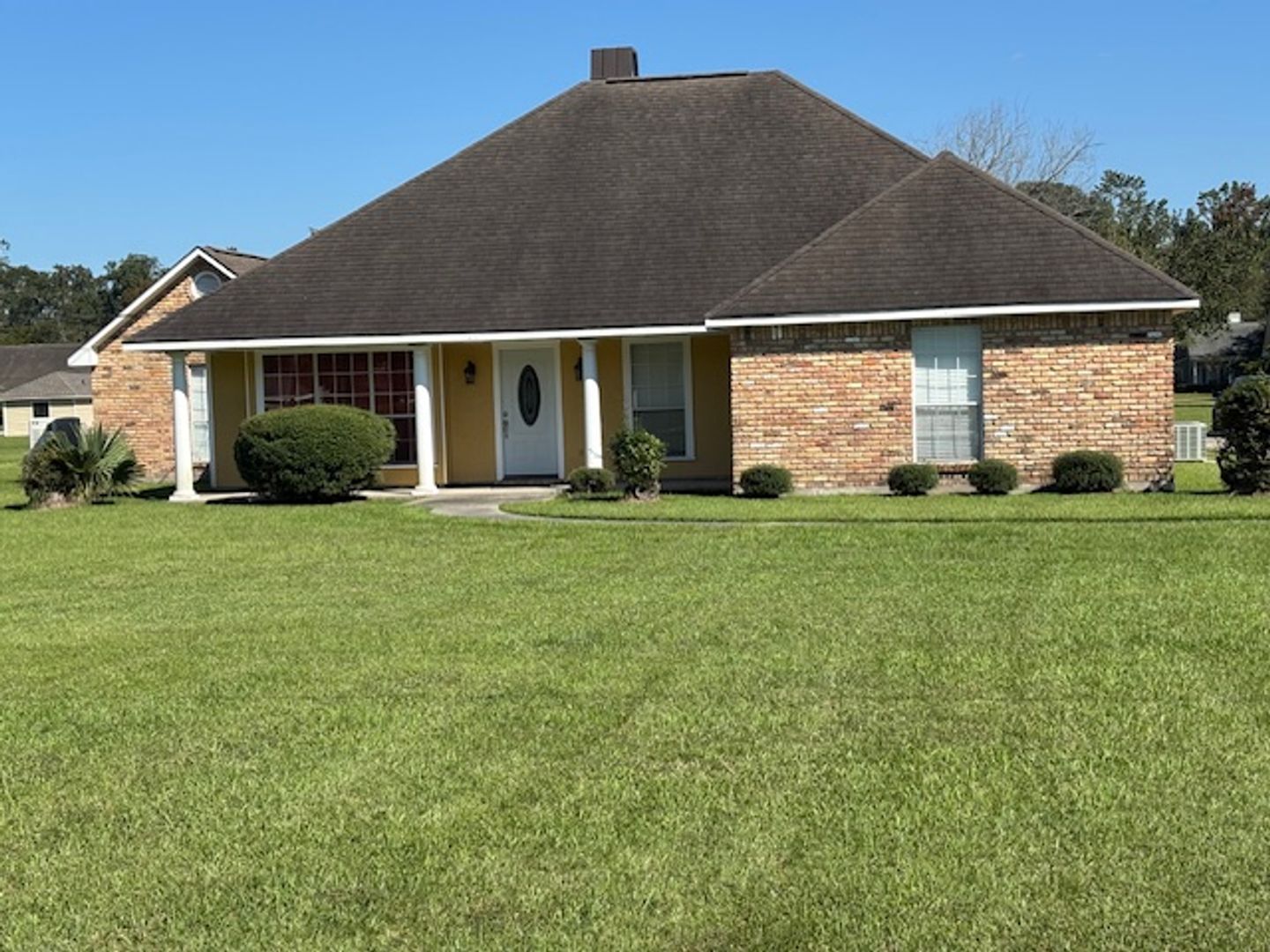 Gonzales House: 2110 S Ormond Avenue