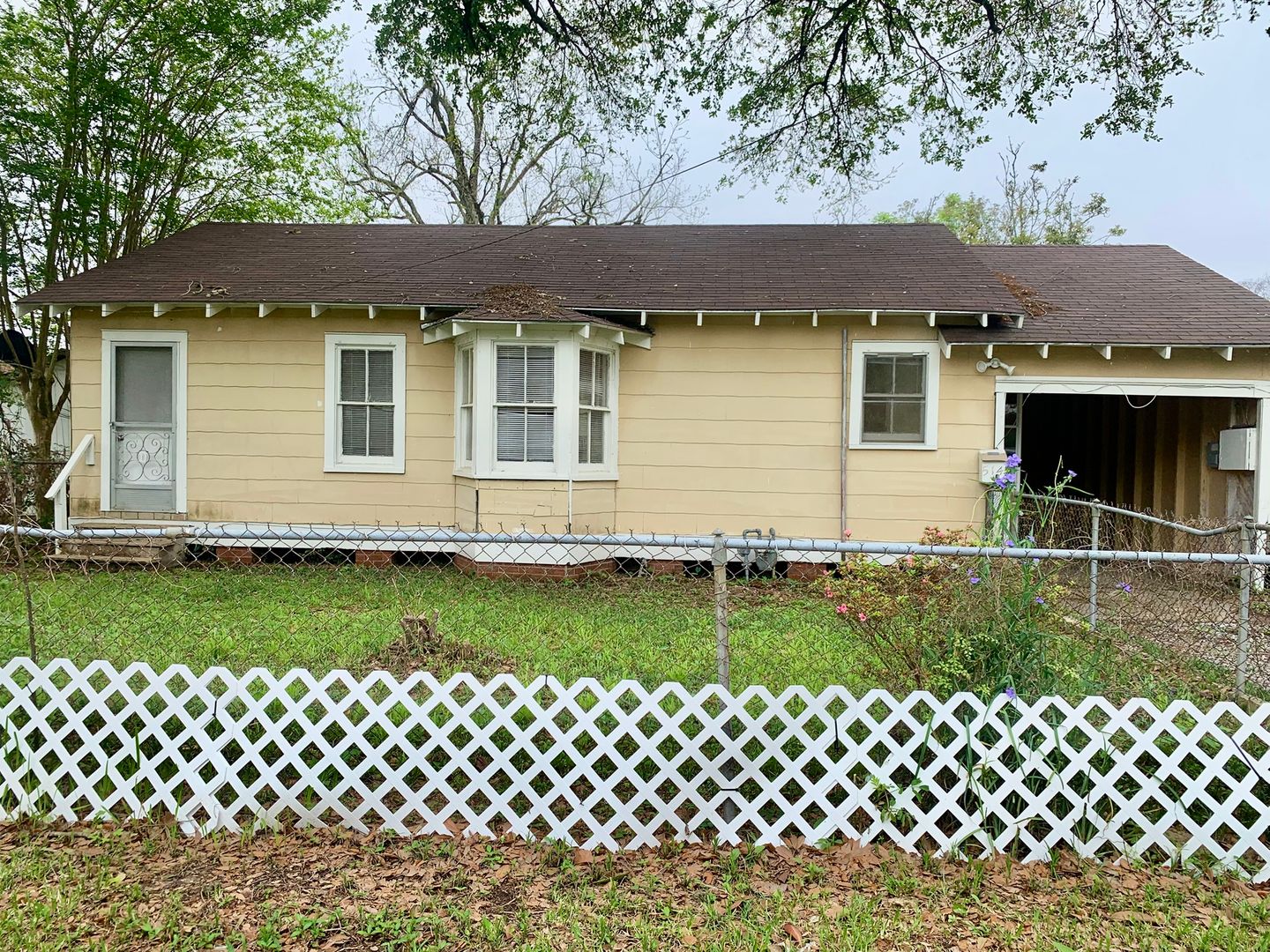 Lafayette House: 514 St. Charles