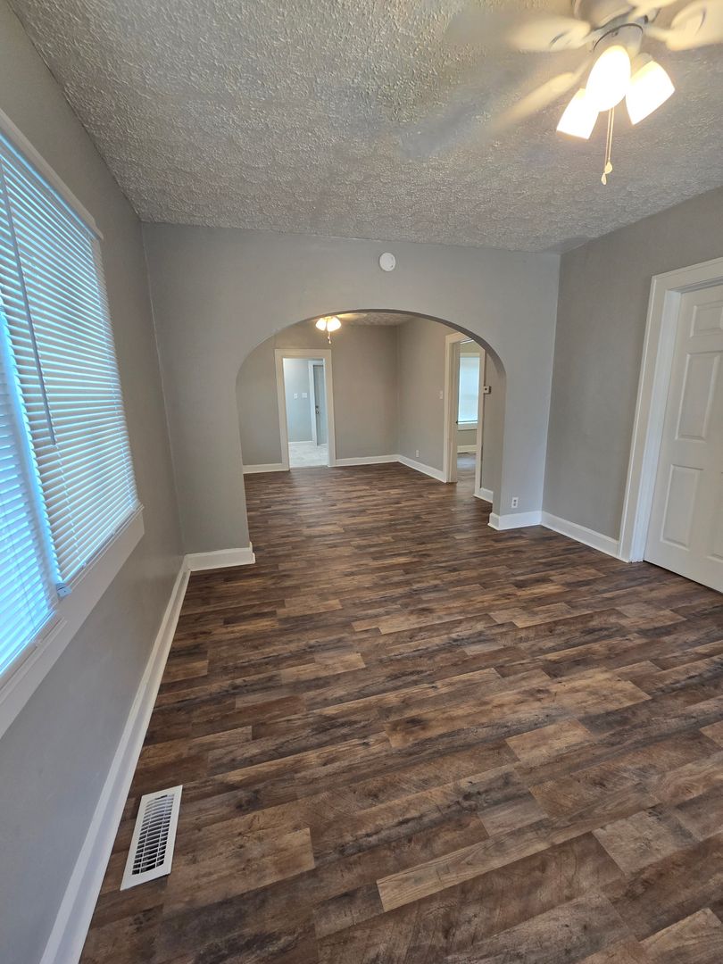 Indianapolis House: 2813 W. 10th St