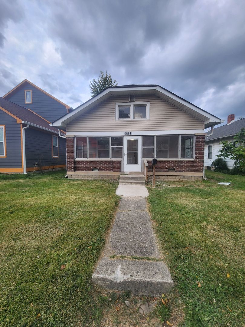 Indianapolis House: 2321 N Harding St