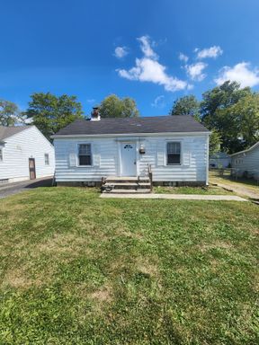 Newly Remolded Spacious Two Bedroom Single Family Near 38th and Sherman – photo 1