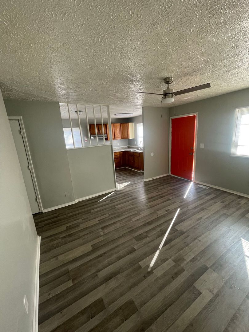 Indianapolis House: 1230 W 18th St