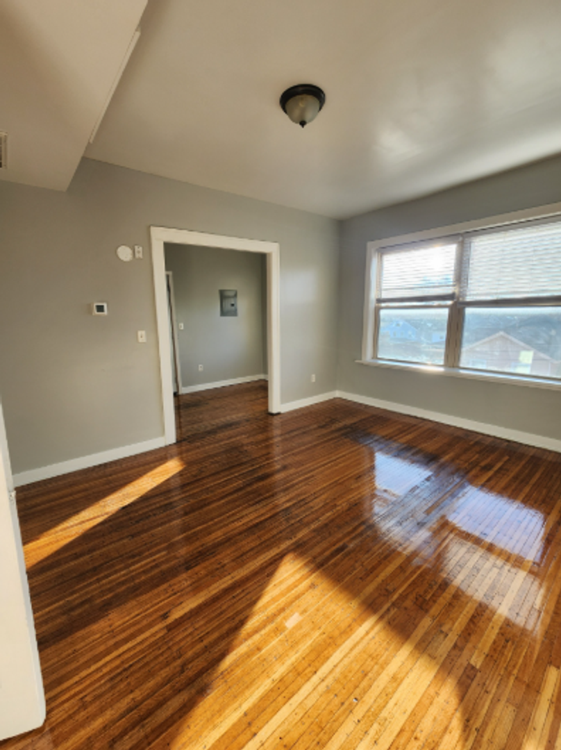 Indianapolis Apartment: 3640 N. Meridian street