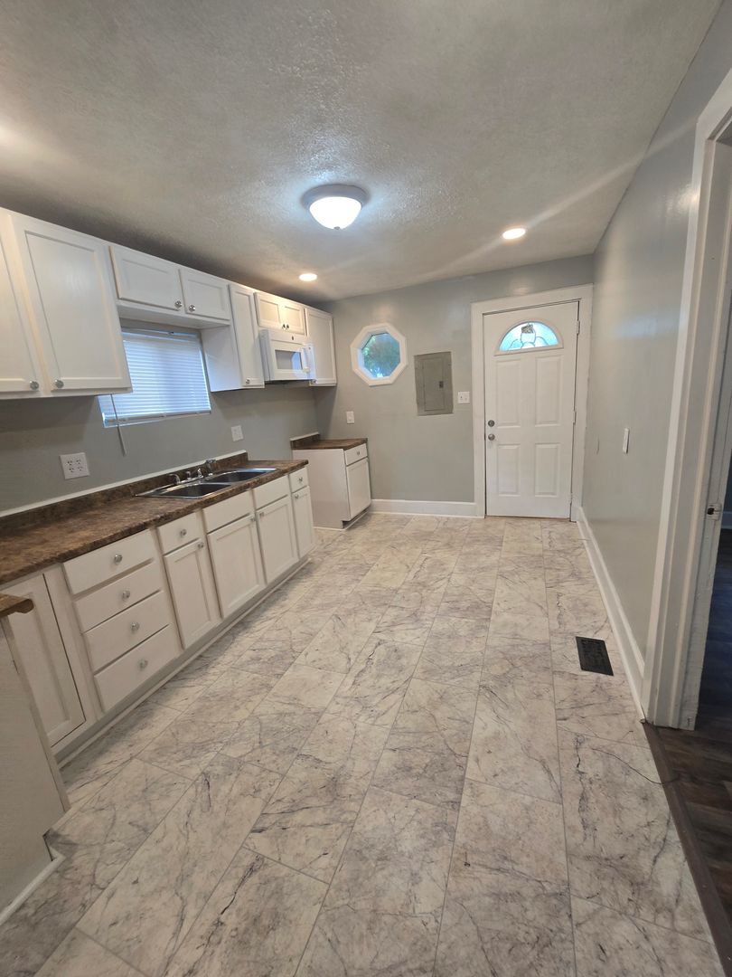 Indianapolis House: 1314 W 26th St (Center)