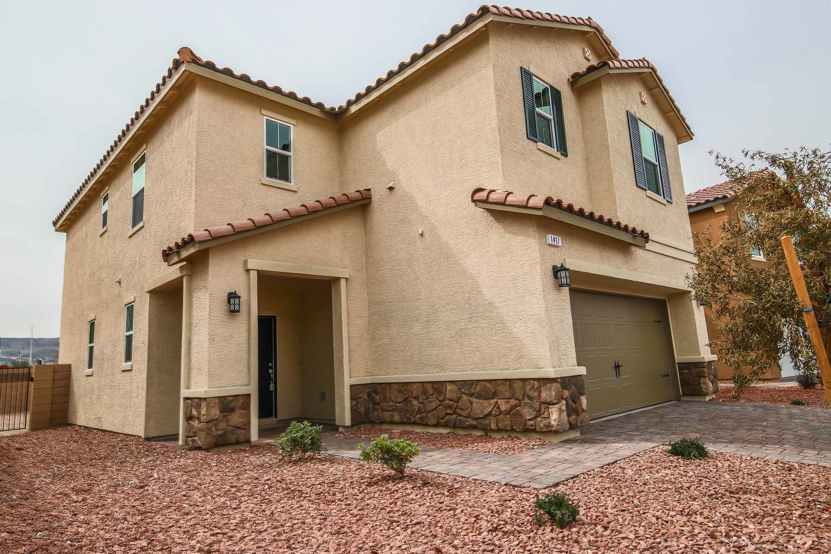 Henderson House: 1417 Overseer Avenue