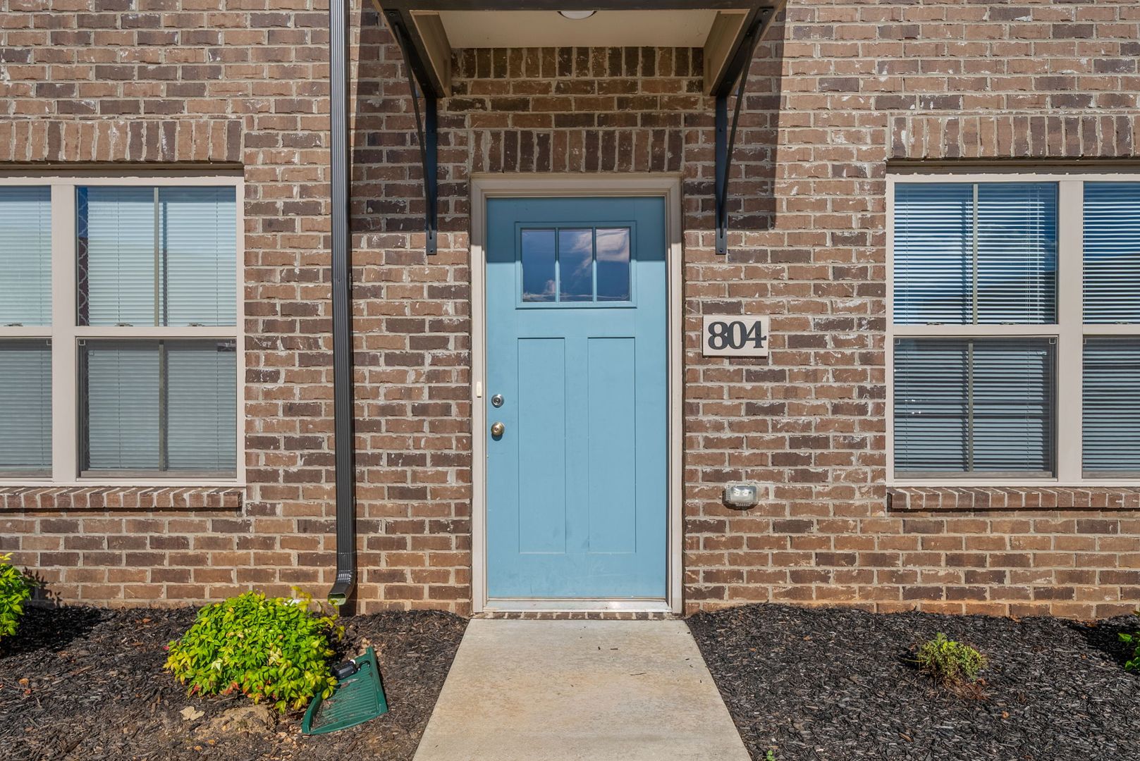 Clarksville House: 1000 Henry Place Blvd #804