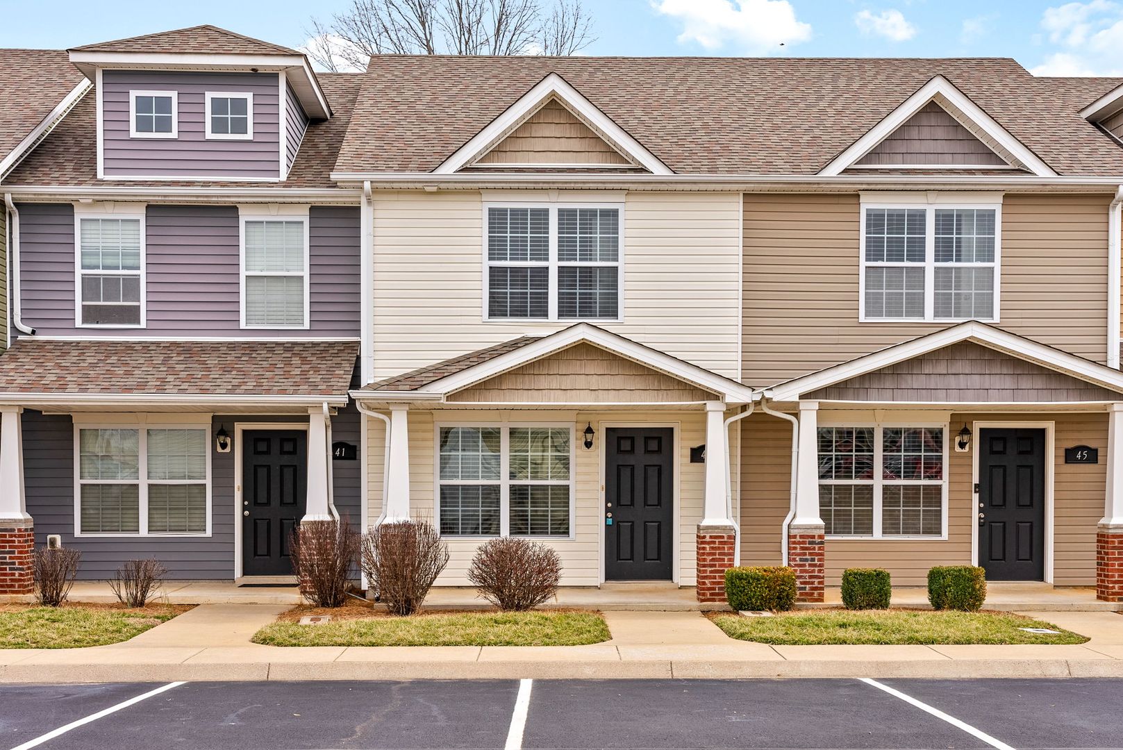 Clarksville House: 43 Ellington Terrace
