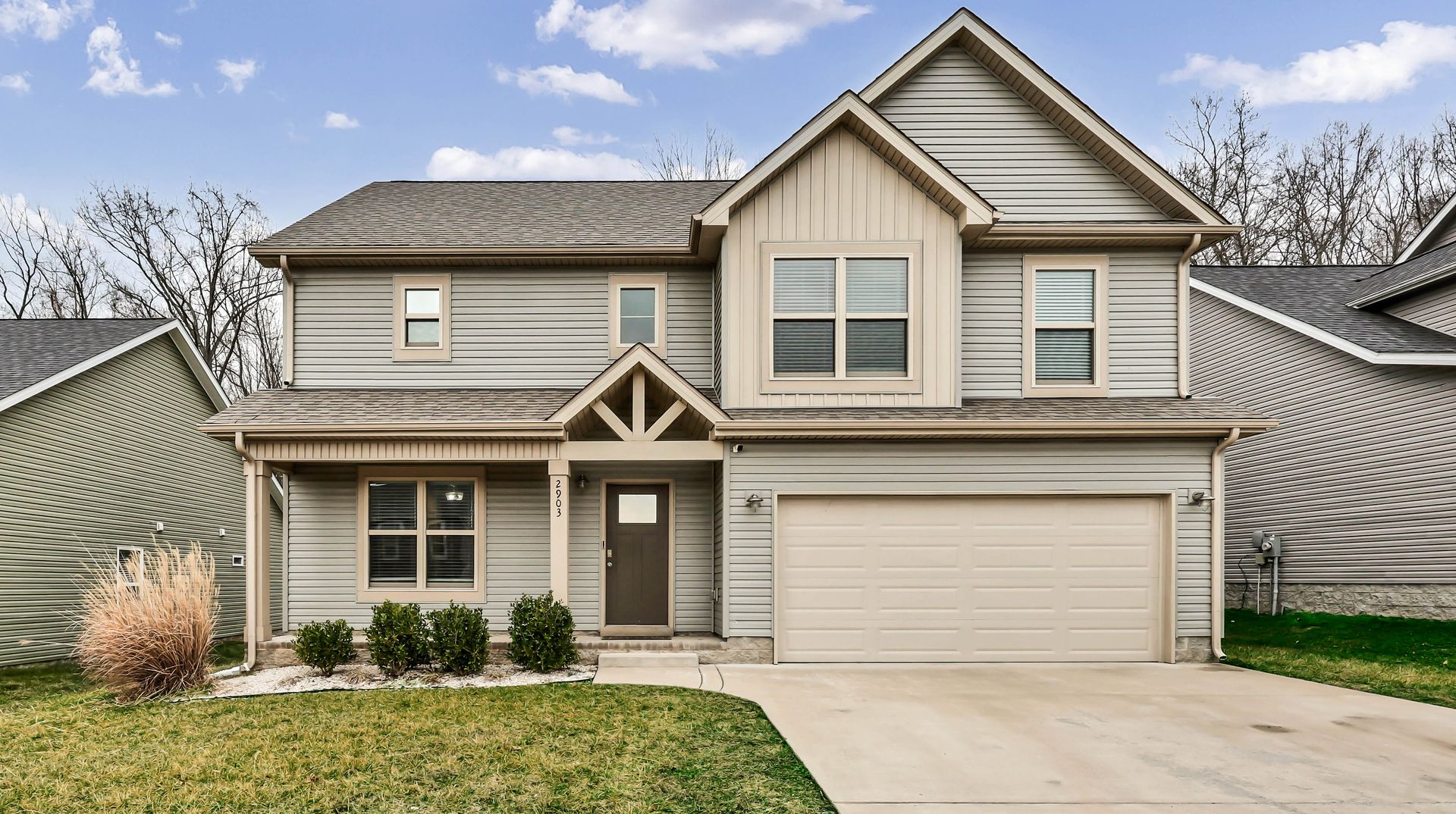 Clarksville House: 2903 Teakwood Dr