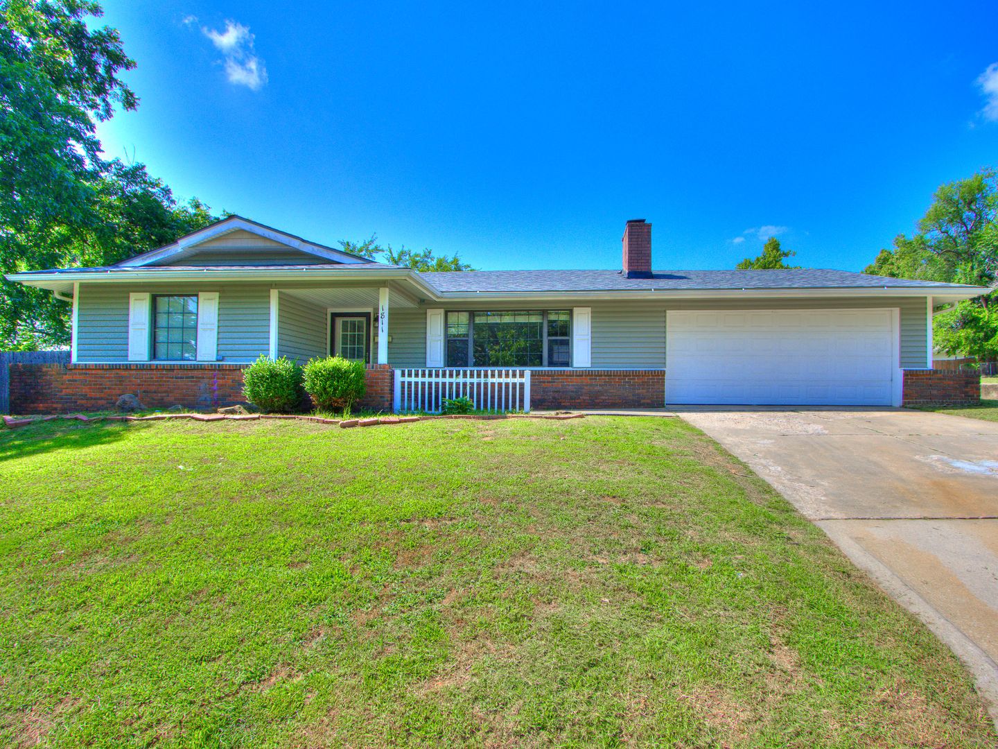 Shawnee House: 1811 N Rickey Rd