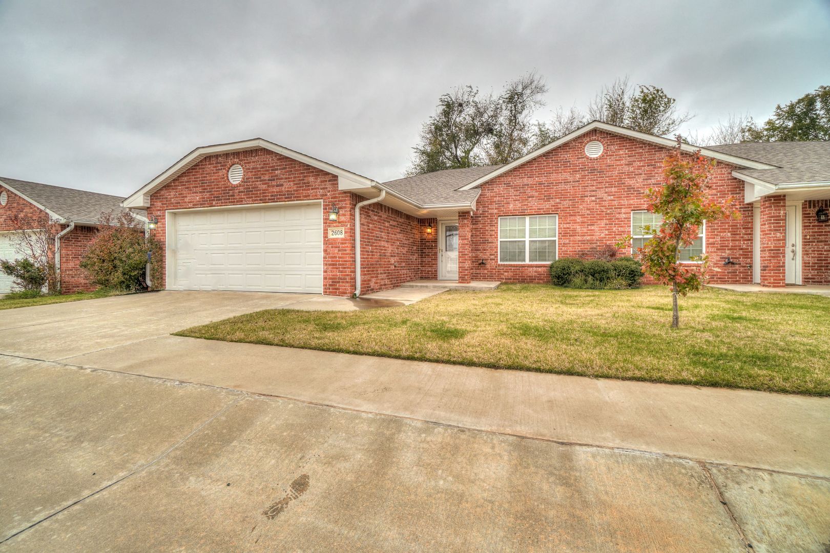 Shawnee Apartment: 1701 W MacArthur