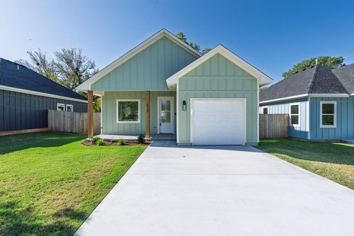 New Construction Home in Tecumseh for Lease! – photo 1