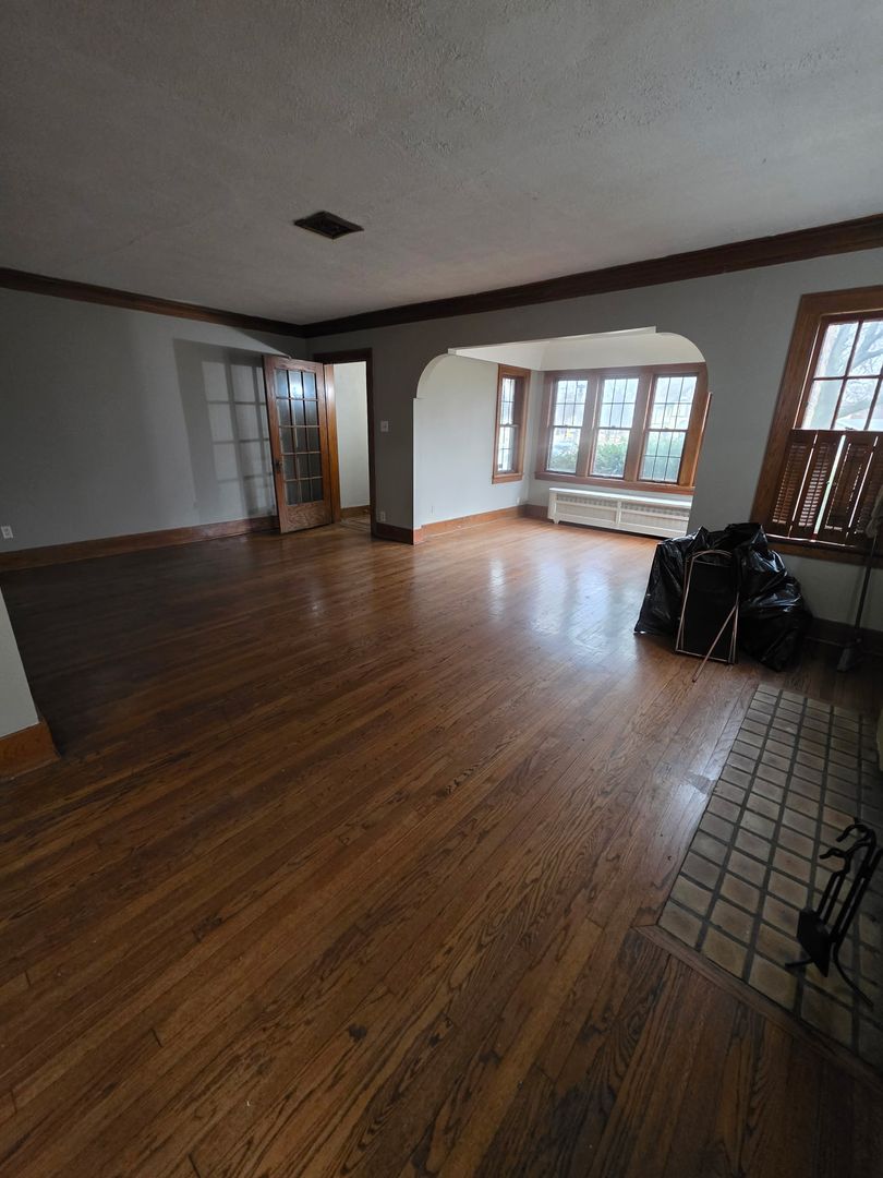 Milwaukee Apartment: 2871-73 N Sherman Blvd