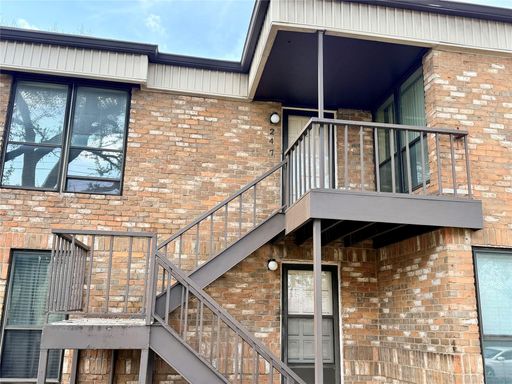 2 Bedroom Condo in Prime Northeast Dallas – photo 1