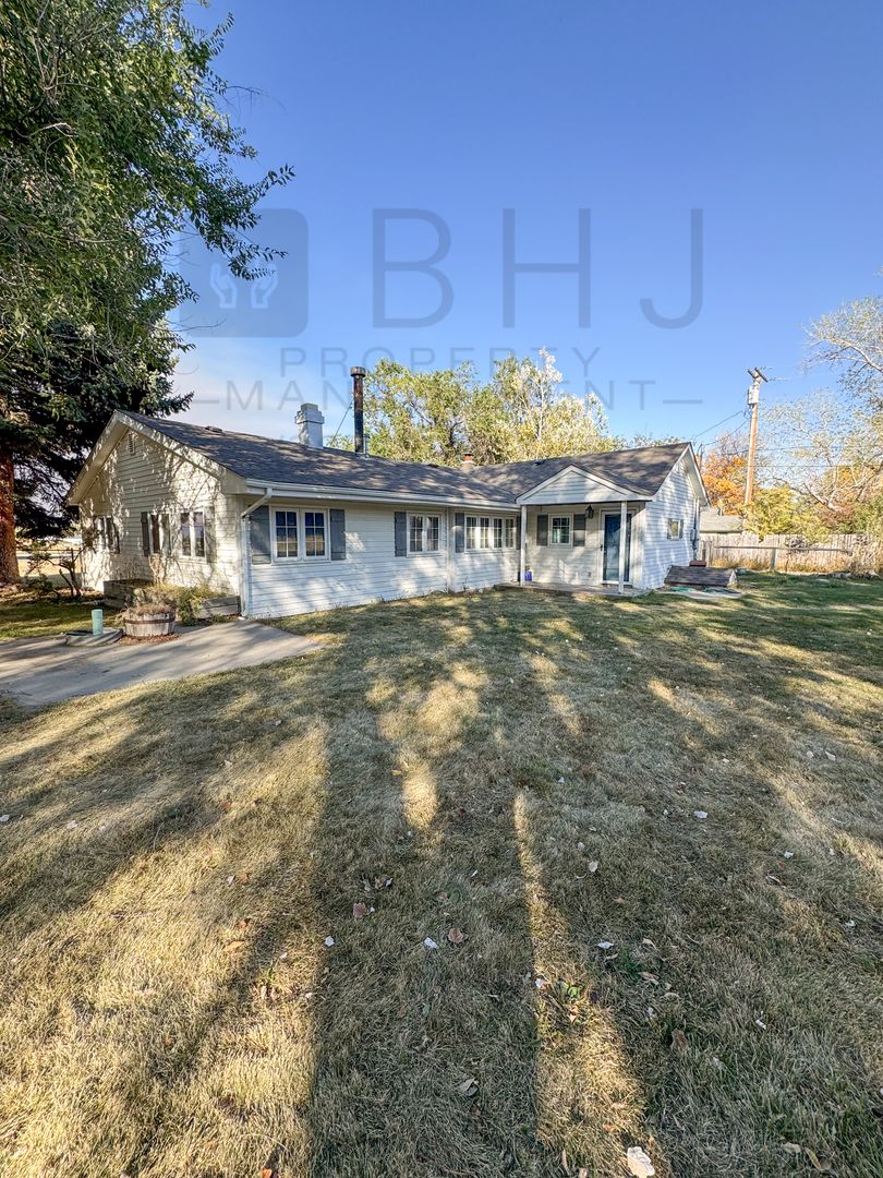 Big Horn House: 27 Johnson St