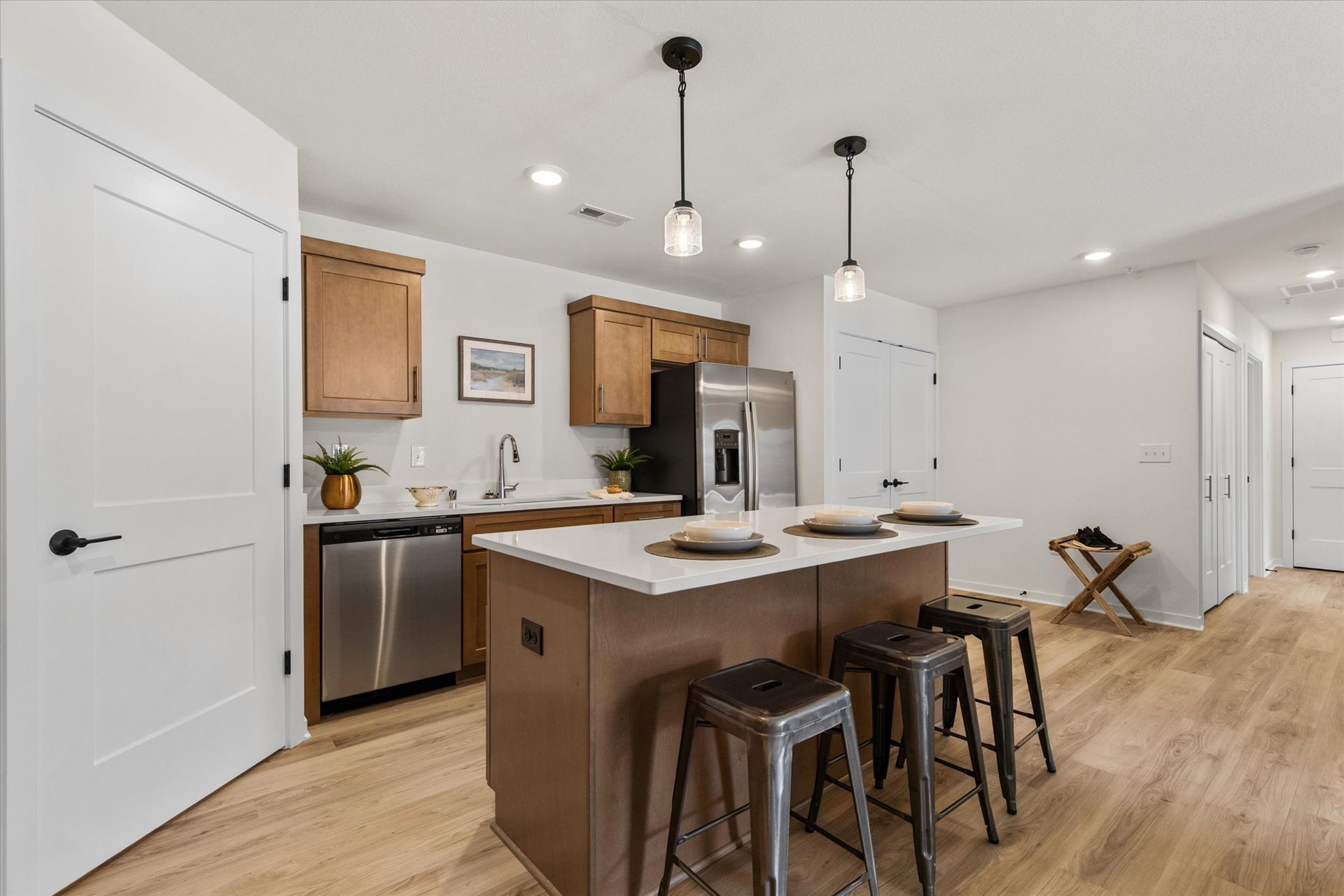 Mukwonago Apartment: 1602 Grey Fox Trail