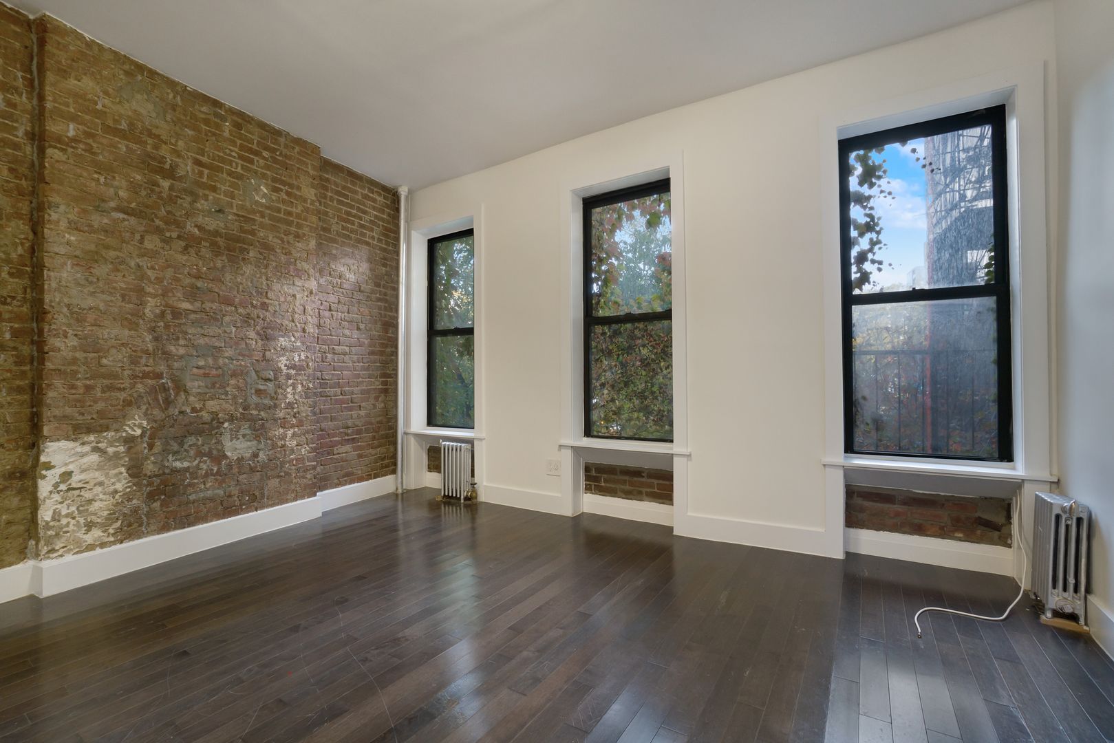 New York Apartment: 31 East 1st Street