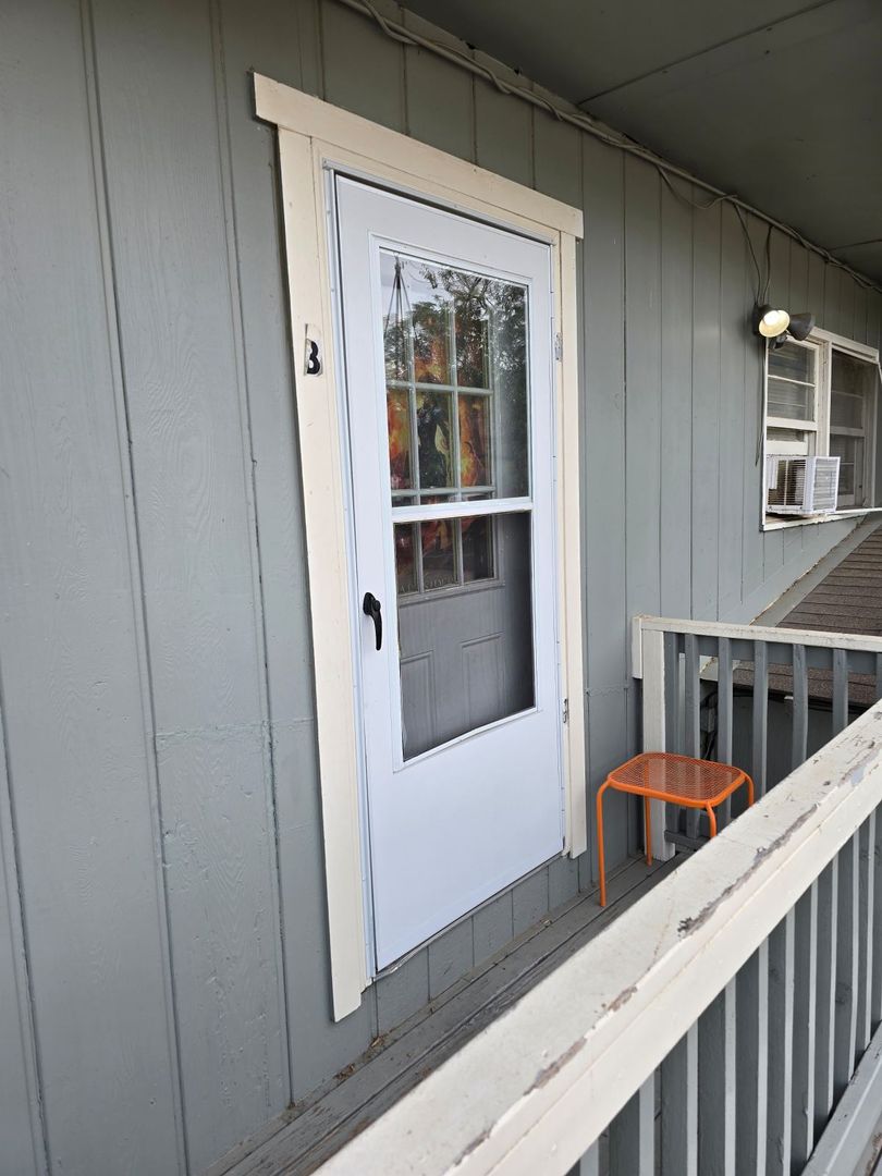 Greeley Apartment: 1544 9th Avenue