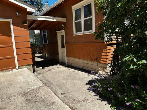 3 OR 4 Bedroom - FIRST MONTH FREE – photo 1