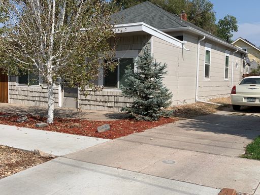 Spacious 2-Bedroom Home with Bonus Room, Fenced Yard, and Optional Garage Storage – photo 1