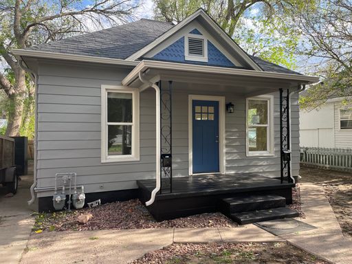 Totally remodeled 2 Bed Stand alone Home – photo 1