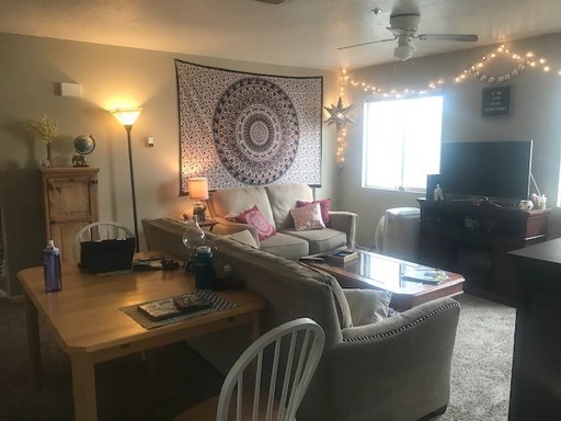 4 Bedroom - FIRST MONTH FREE – photo 1