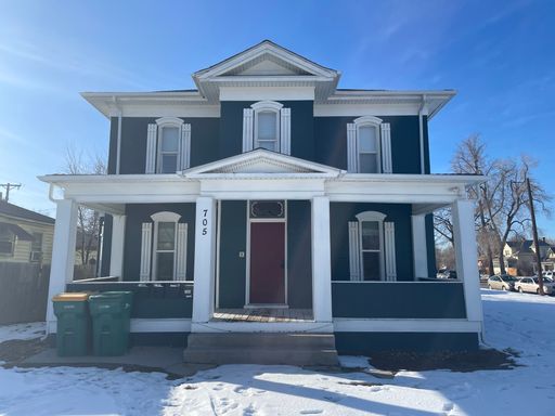 Charming 1 Bedroom Apartment Available for immediate Move-In! – photo 1