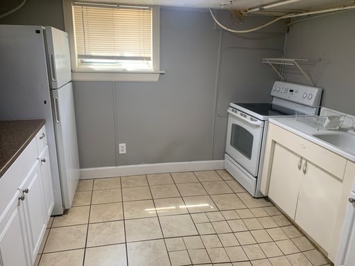 2 Bed 1 Bath - All Utilities Included – photo 1