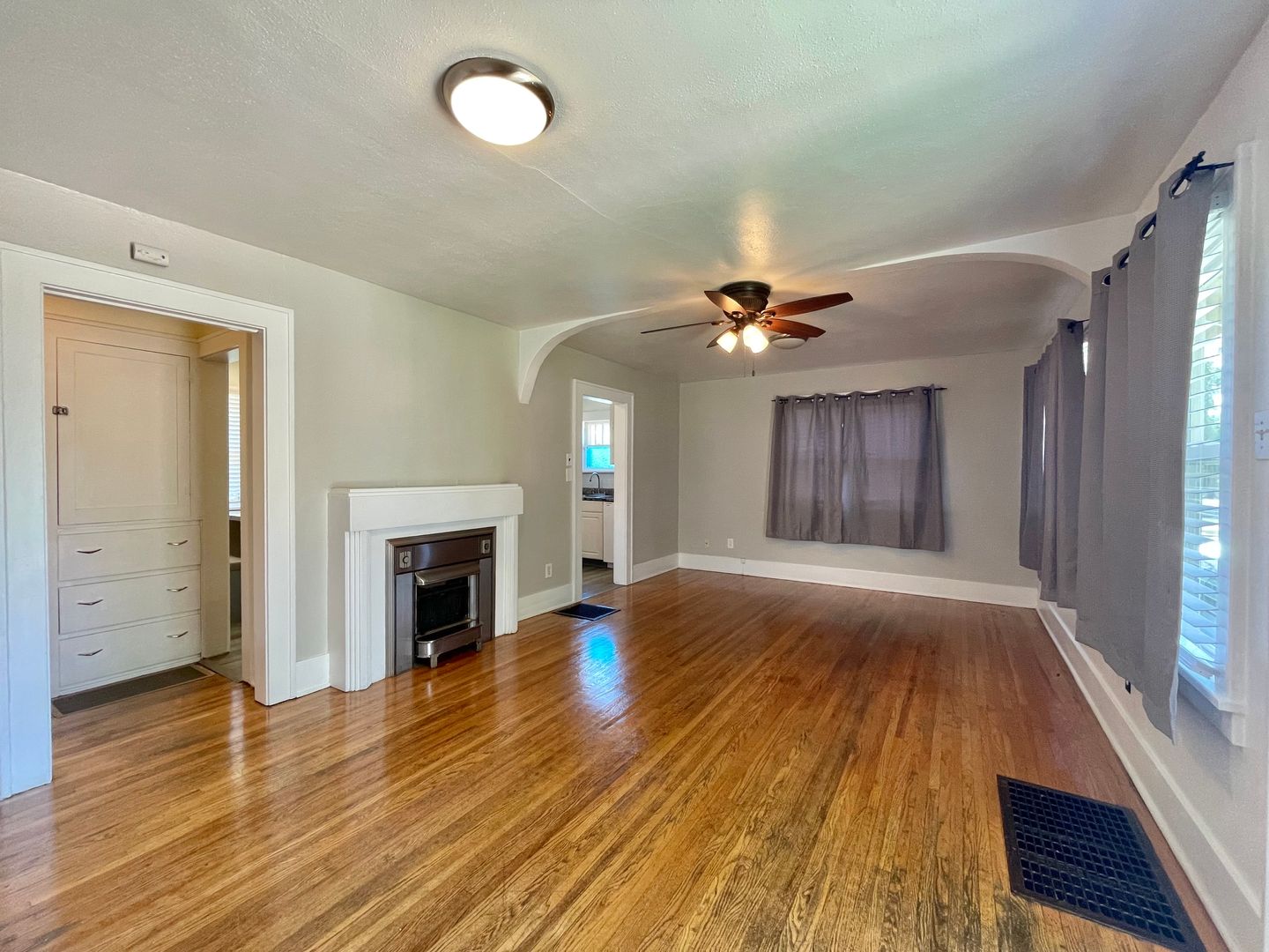 Greeley House: 2110 9th Ave