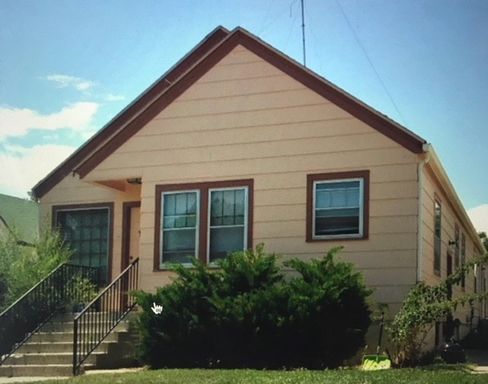 4 Bedroom - PRE-LEASE FOR MID-MAY 2026 – photo 1