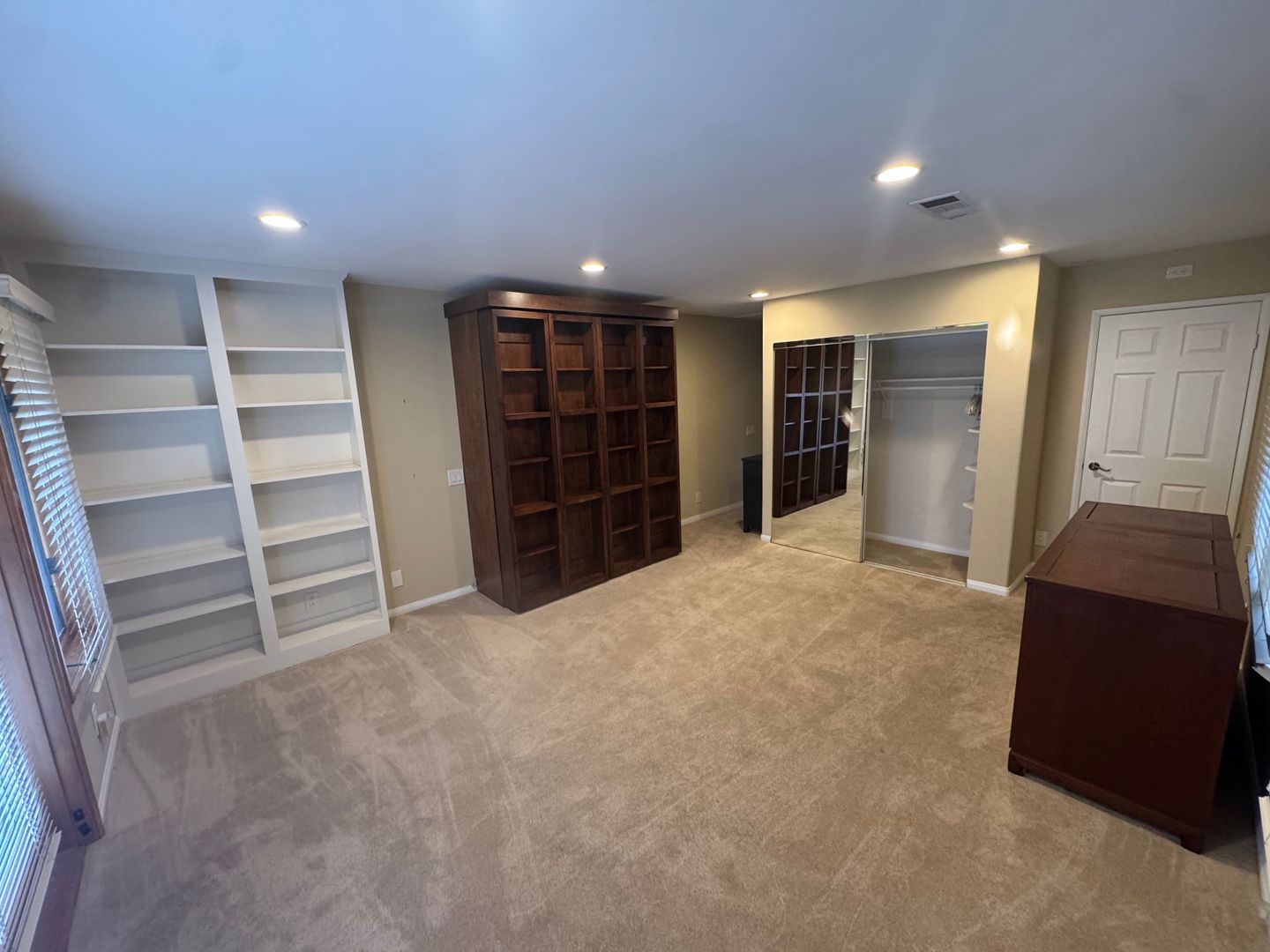 El Cajon Apartment: 10610 Quail Canyon Rd