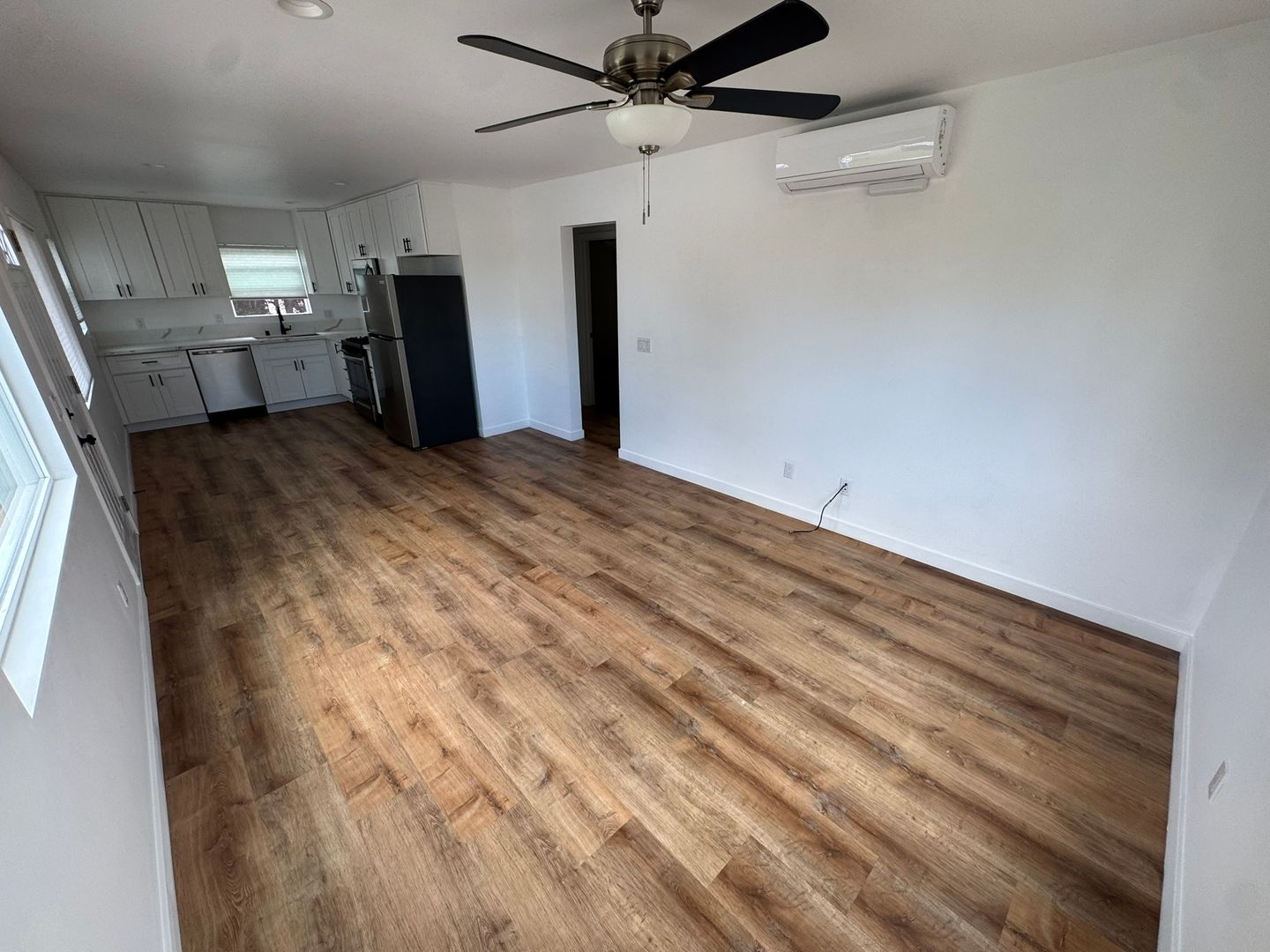 San Diego Apartment: 6737-43 Thomson Ct.