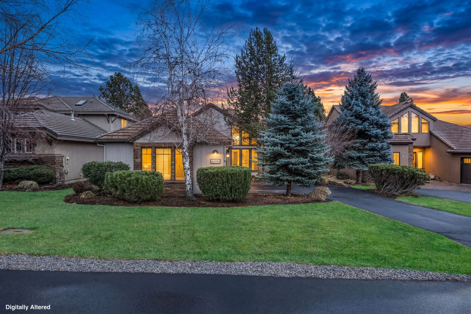 Bend House: 61981 Fall Creek Loop