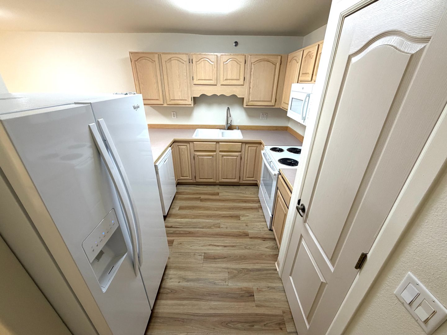 Helena Apartment: 1701 Prospect Ave.