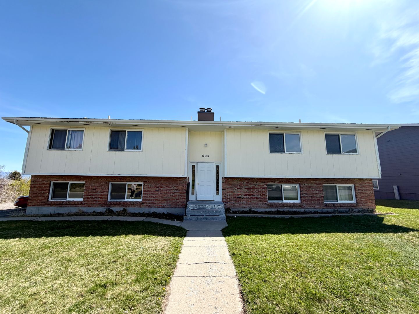 Helena Apartment: 603 S. California St.