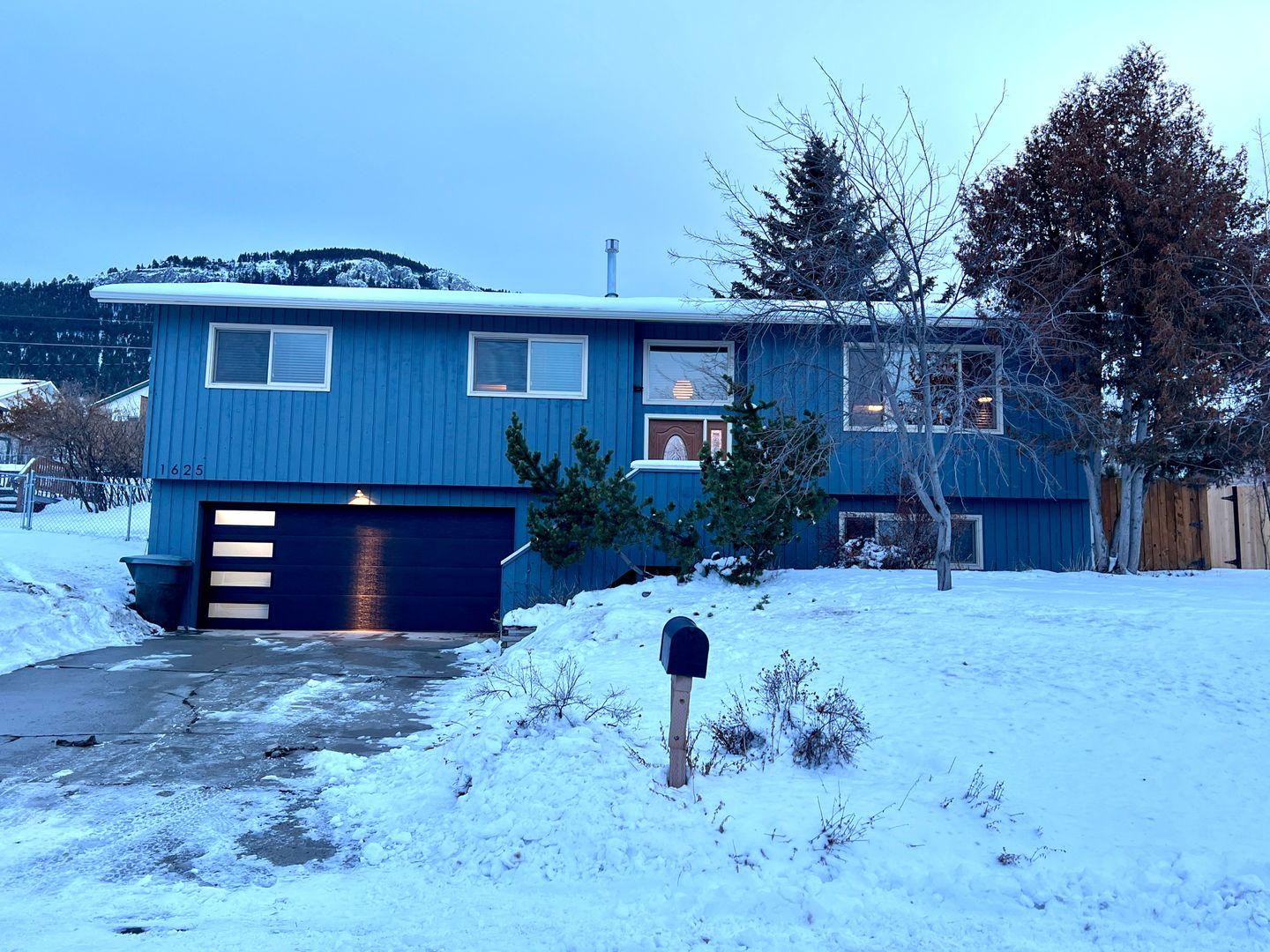 Helena House: 1625 Floweree St.