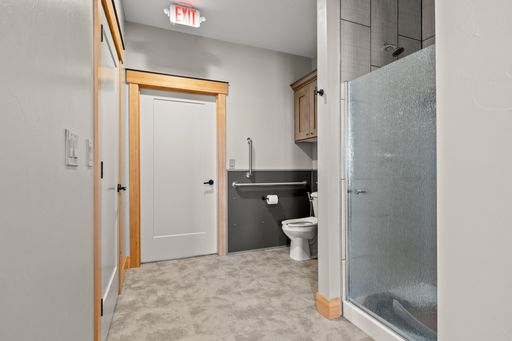 Efficient Class A Office Located in Serene Location