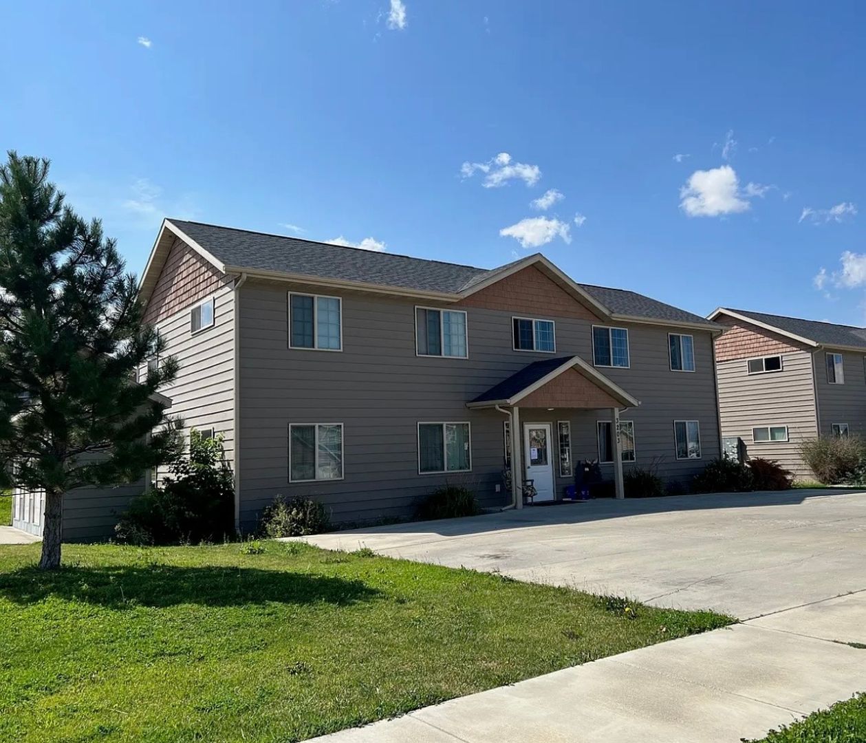 Helena Apartment: 3203 SK Loop