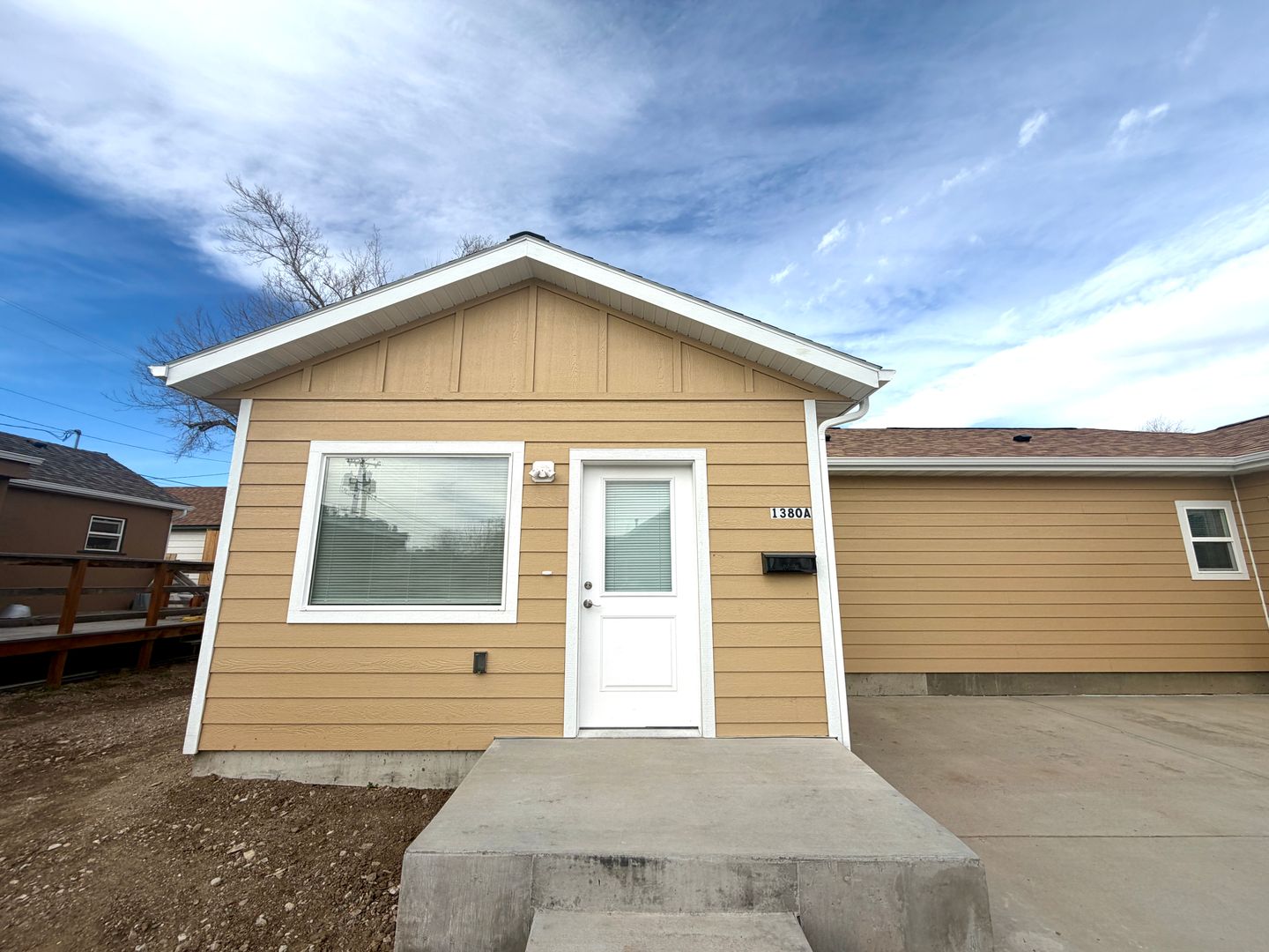 Helena Apartment: 1380 Cleveland